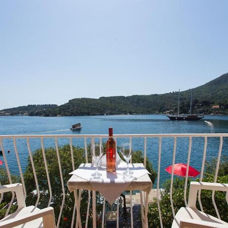 Villa Malfi Затон Екстер'єр фото