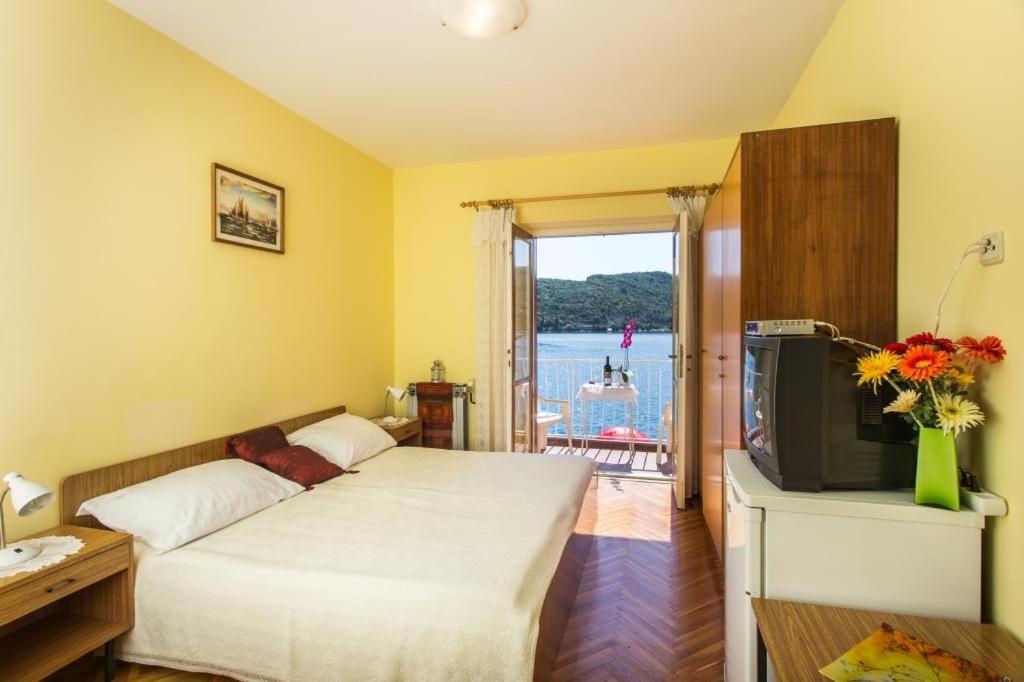 Villa Malfi Затон Екстер'єр фото