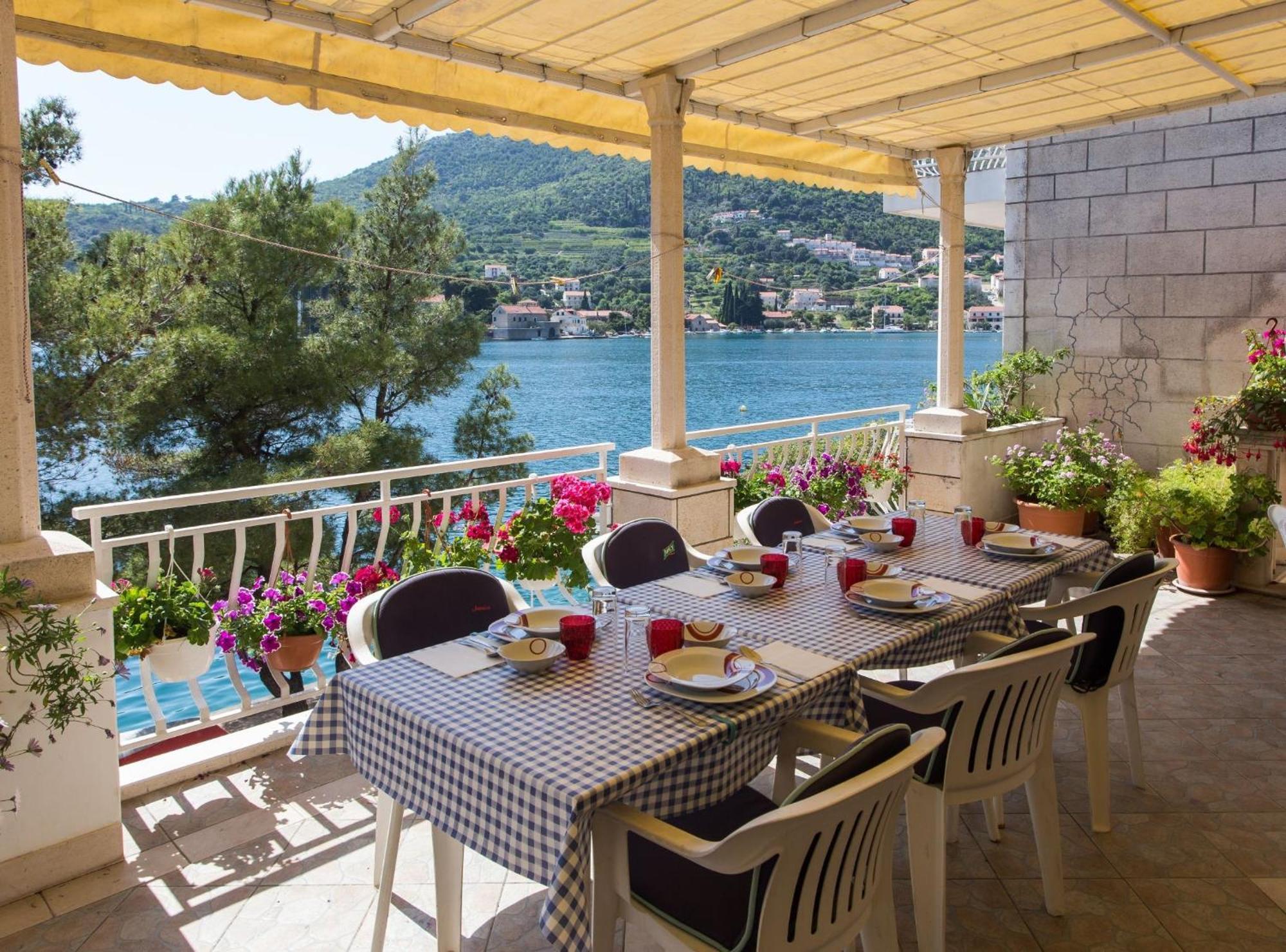 Villa Malfi Затон Екстер'єр фото