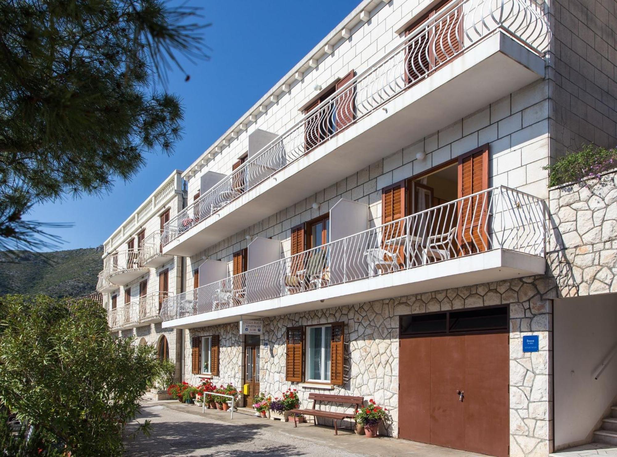 Villa Malfi Затон Екстер'єр фото